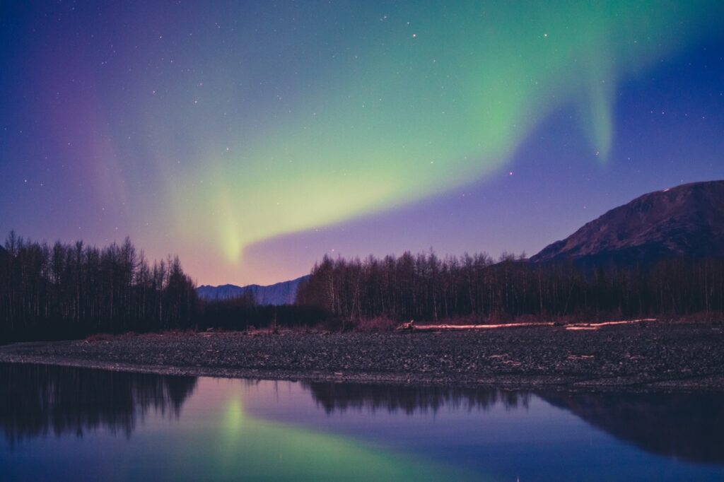 can i fly to alaska with a vape pen